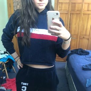 Navy blue cropped sweatshirt